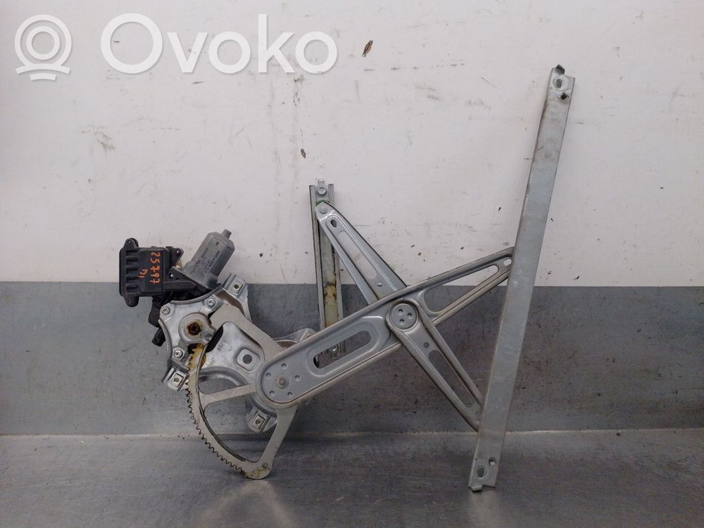 Toyota Yaris Manualny podnośnik szyby drzwi przednich