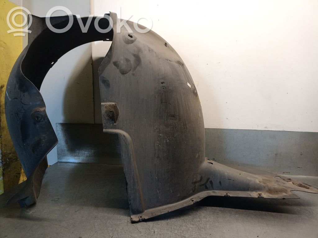 Skoda Superb B6 (3T) Rivestimento paraspruzzi passaruota anteriore 