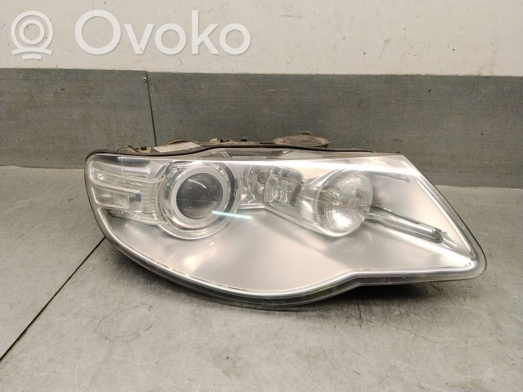 Volkswagen Touareg I Scheinwerfer 