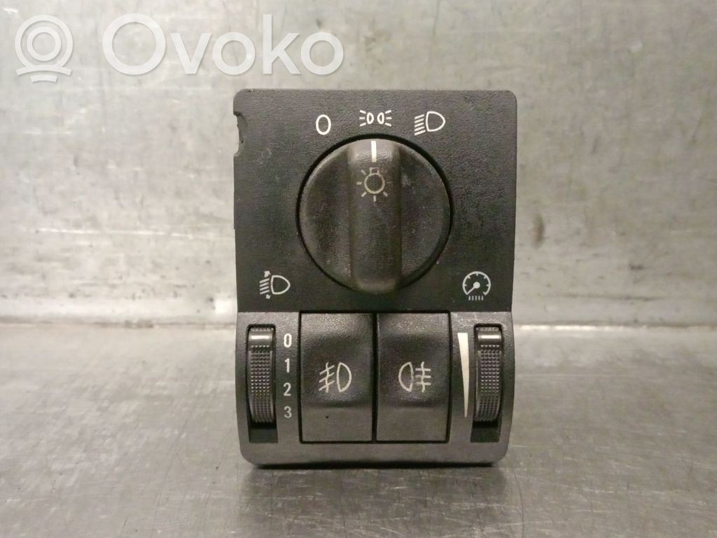 Interruptor de control del panel de luces   90561377