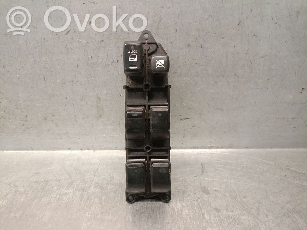 Interruptor del elevalunas eléctrico   8404048140,8404048140