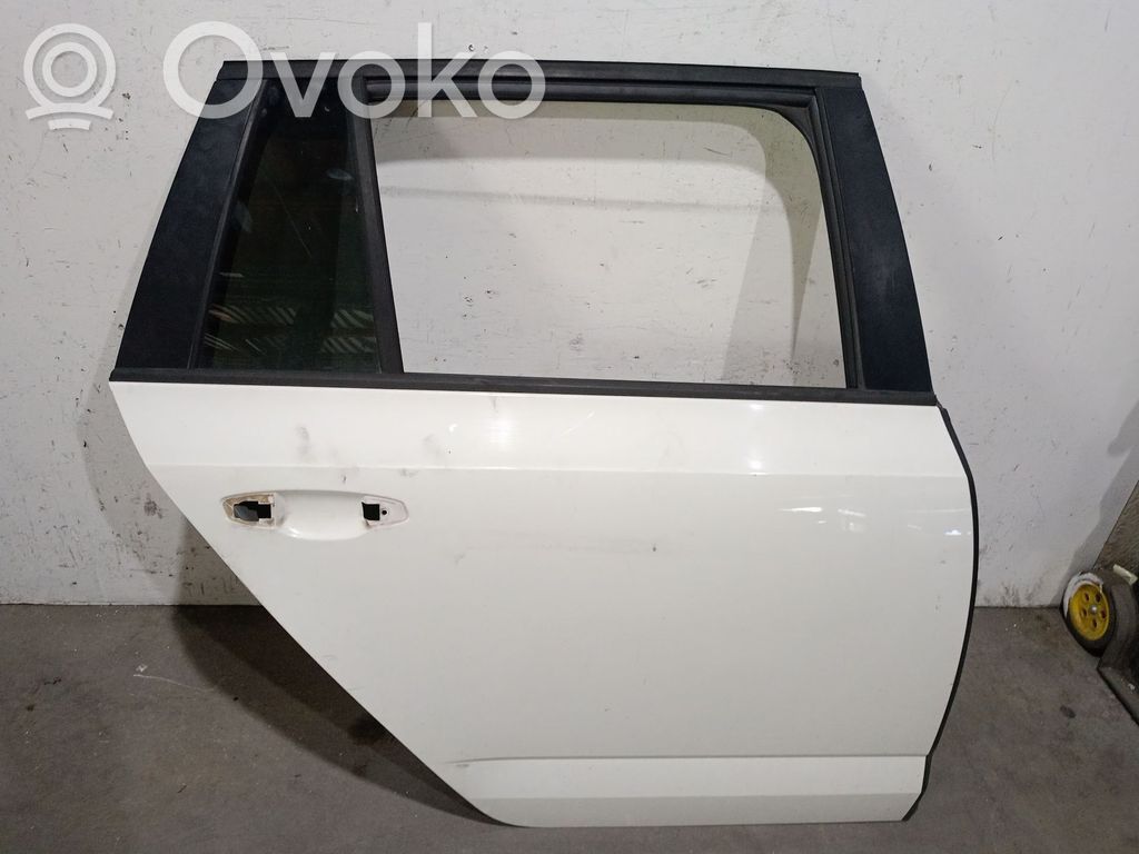 Takaovi   5E9833056C,5E9833056C