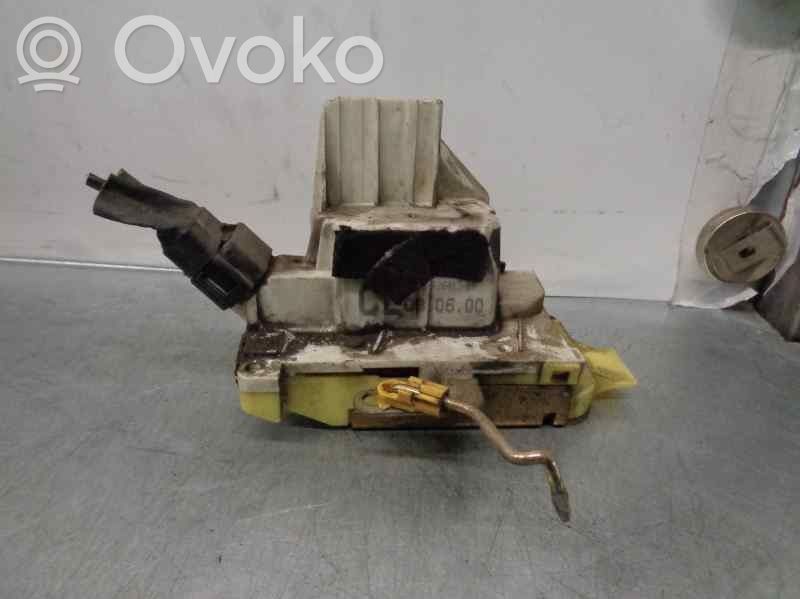 Ford Mondeo Mk III Takaoven lukko 
