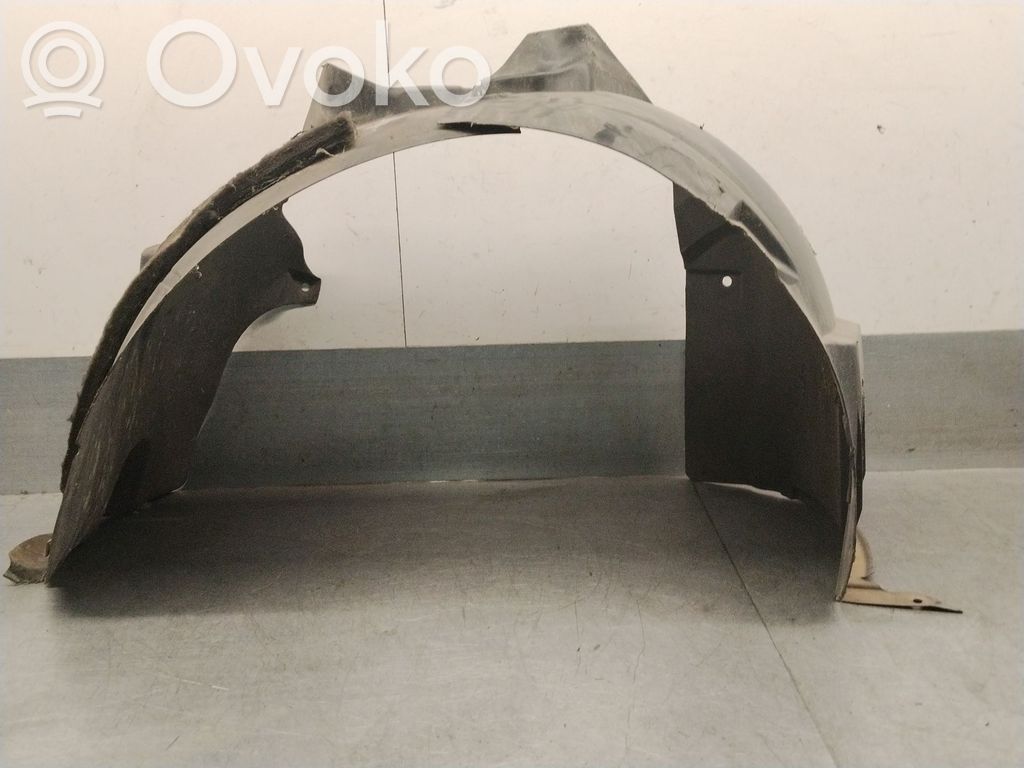 Peugeot 407 Nadkole przednie 