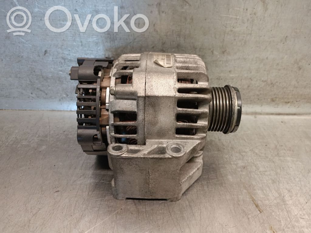 Opel Corsa D Generatore/alternatore 