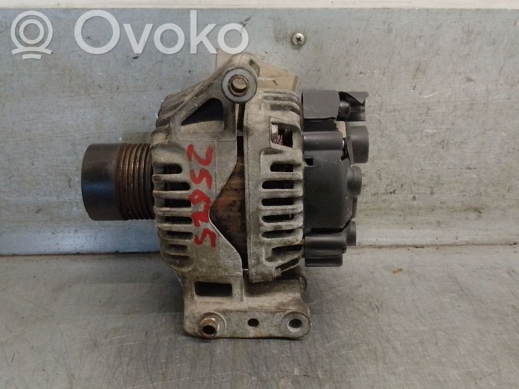Suzuki Swift I Generatore/alternatore
