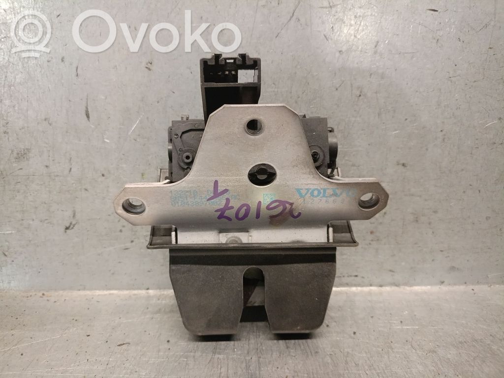 Volvo S40 Tailgate lock latch