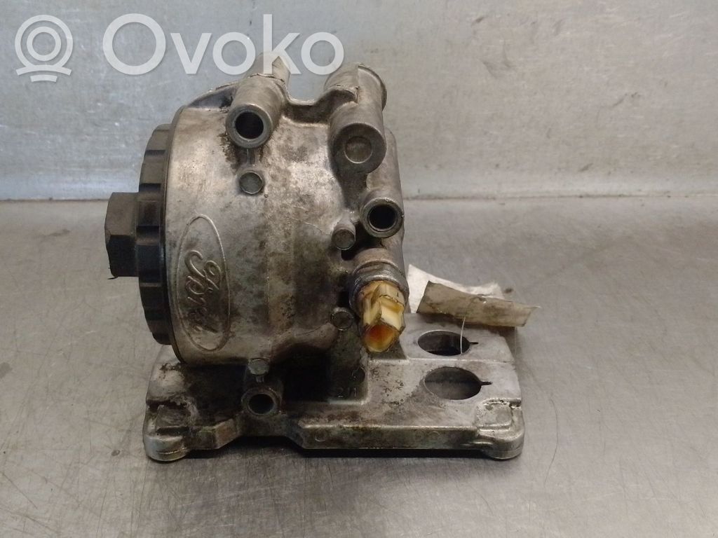 Jaguar X-Type Öljynsuodattimen kannake 