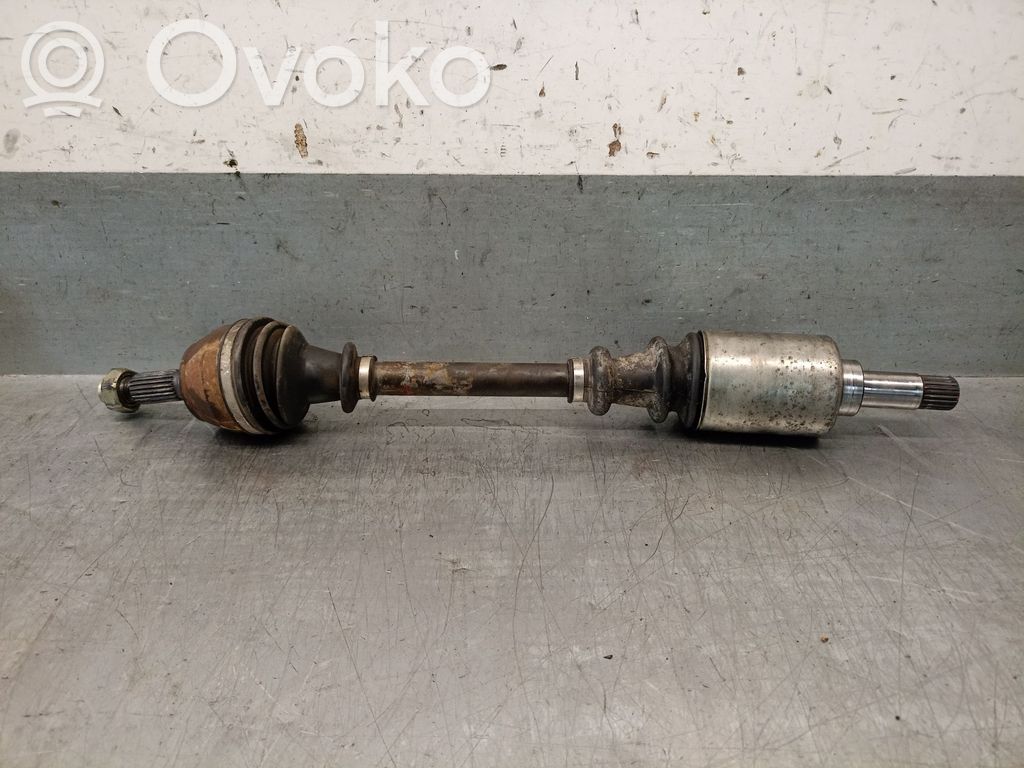 Peugeot 205 Arbre d'entraînement avant