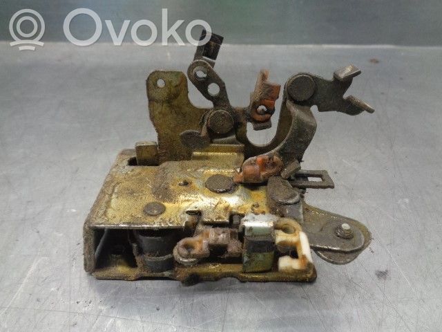 Jeep Cherokee Zamek drzwi przednich