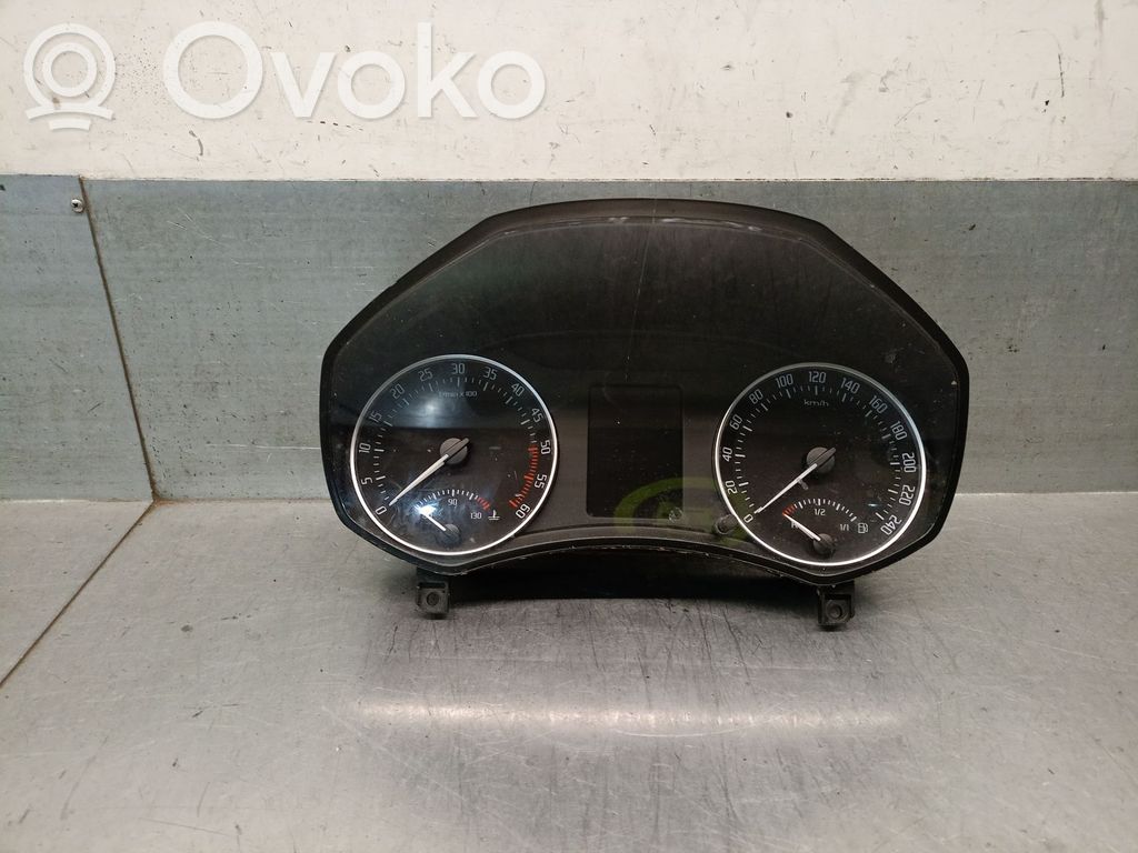 Skoda Octavia Mk2 (1Z) Tachimetro (quadro strumenti) 