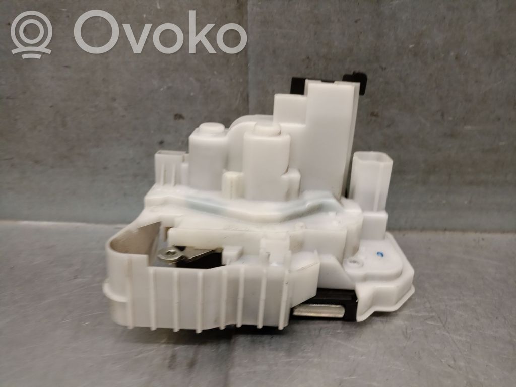 Opel Combo D Rear door lock 