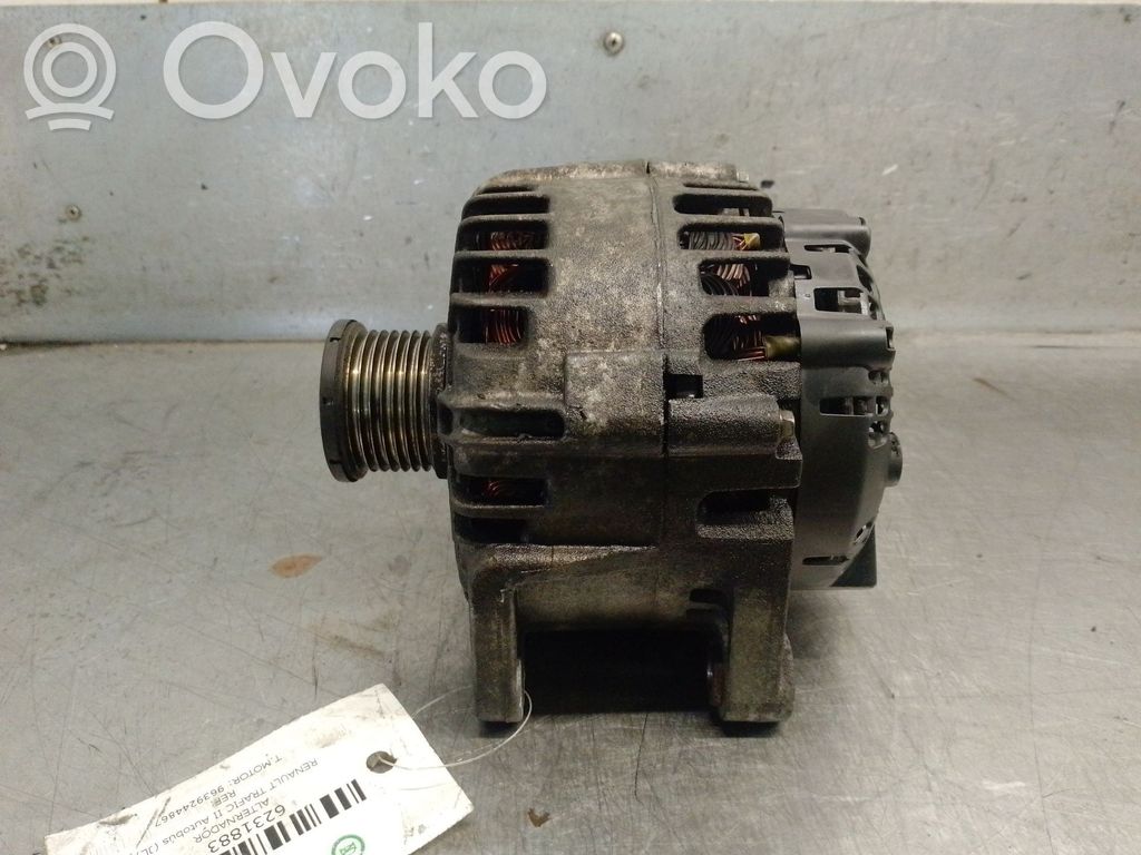 Renault Trafic II (X83) Generatore/alternatore 