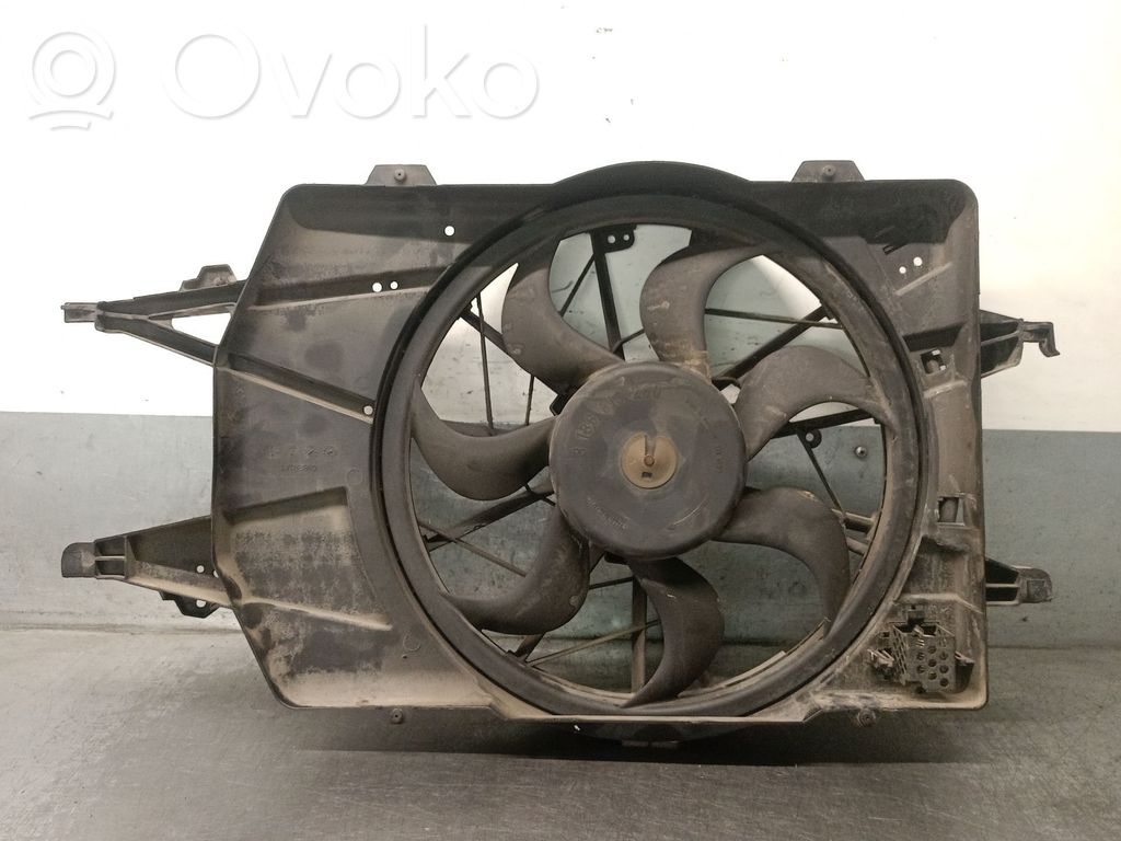 Ford Focus Ventilatore di raffreddamento elettrico del radiatore