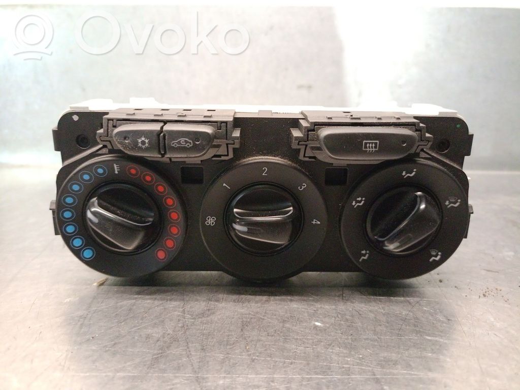 Opel Corsa E Air conditioner control unit module