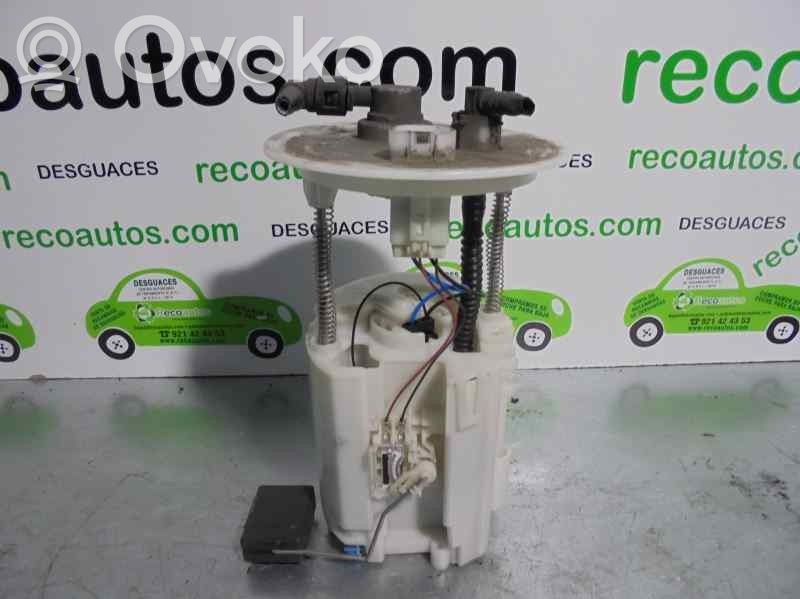 Toyota Prius (XW20) Bomba interna de combustible 