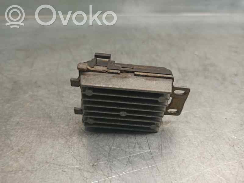 Peugeot 807 Rezystor / Opornik dmuchawy nawiewu 