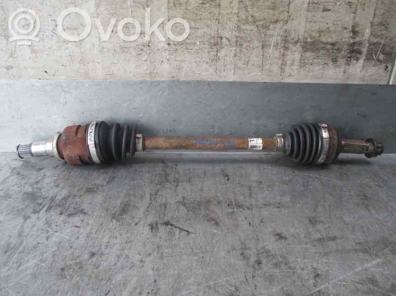 Toyota Aygo AB10 Etuvetoakseli 