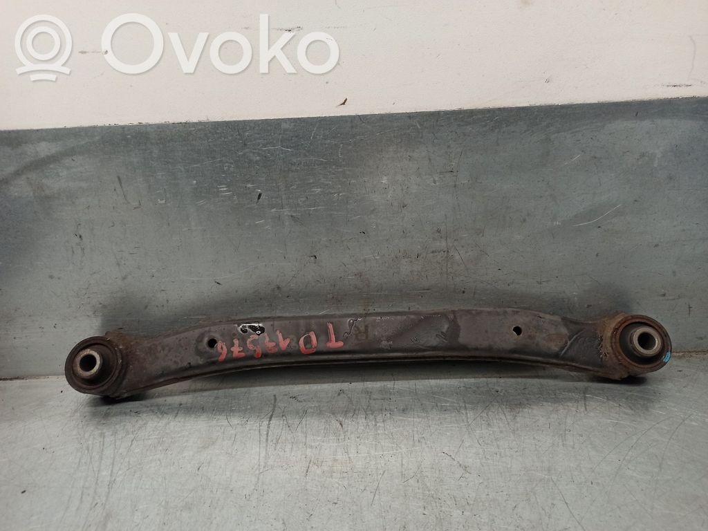 Hyundai i30 Querlenker hinten