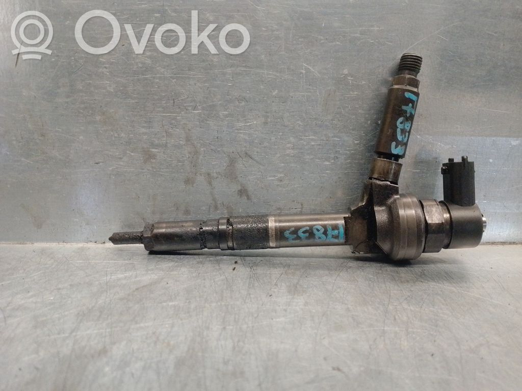 Opel Astra G Wtryskiwacz paliwa 
