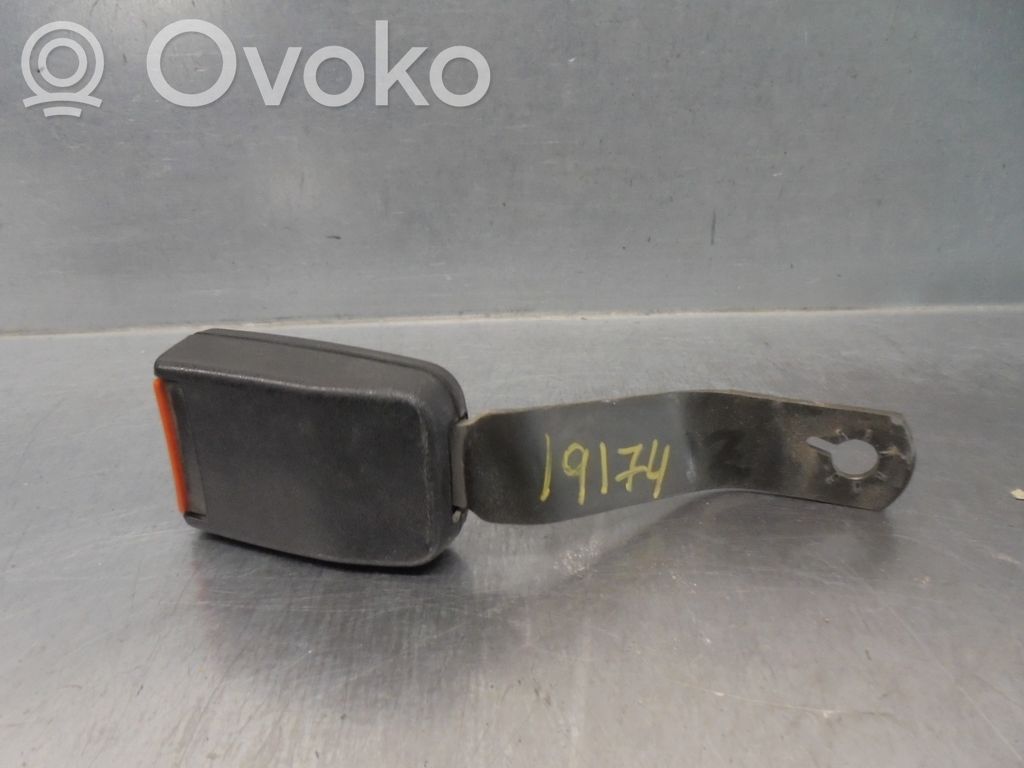 Volkswagen Polo II 86C 2F Etuistuimen turvavyön solki 