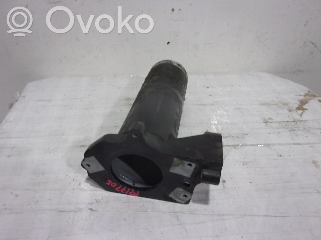 Audi A8 S8 D2 4D Soporte del parachoques delantero 
