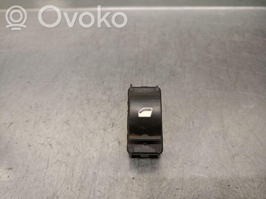 Opel Combo E Interruptor del elevalunas eléctrico 