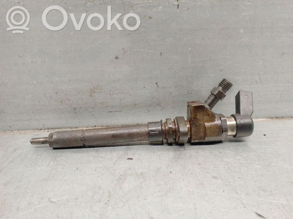 Peugeot 407 Polttoainesuutin 