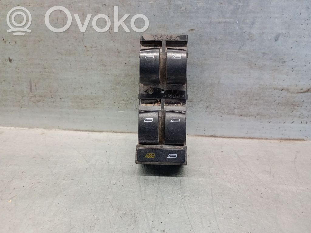 Audi A3 S3 8L Przyciski szyb 