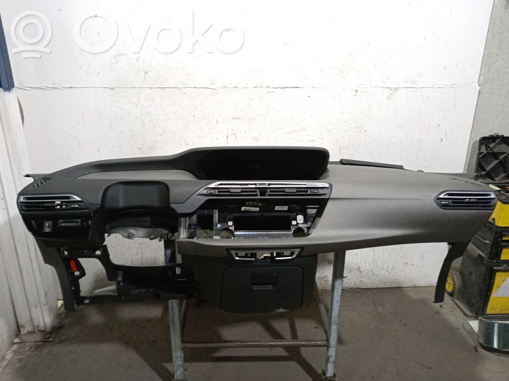 Citroen C4 Aircross Dashboard