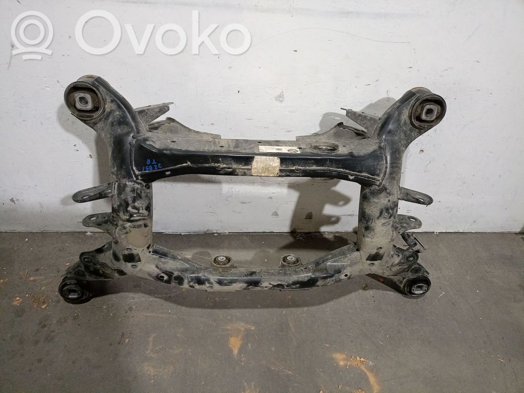 BMW X3 G01 Taka-akselin palkki, jossa on reduktori 