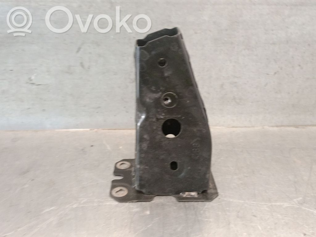 Mazda CX-5 II Soporte del parachoques delantero 