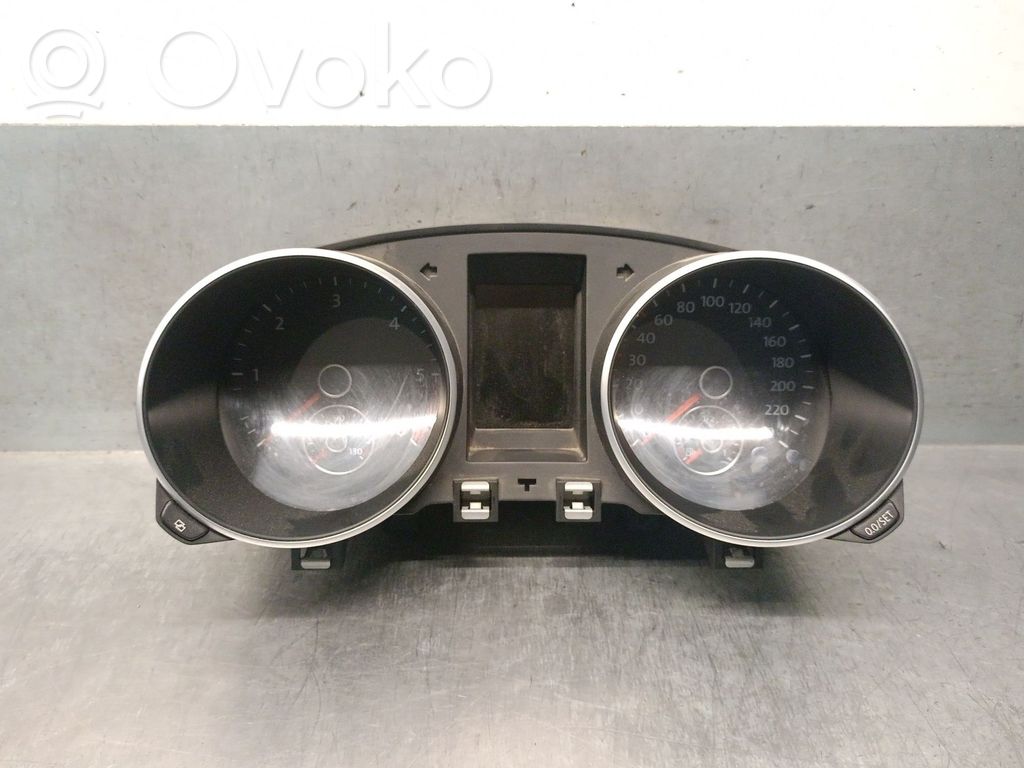 Volkswagen Golf SportWagen Tachimetro (quadro strumenti) 