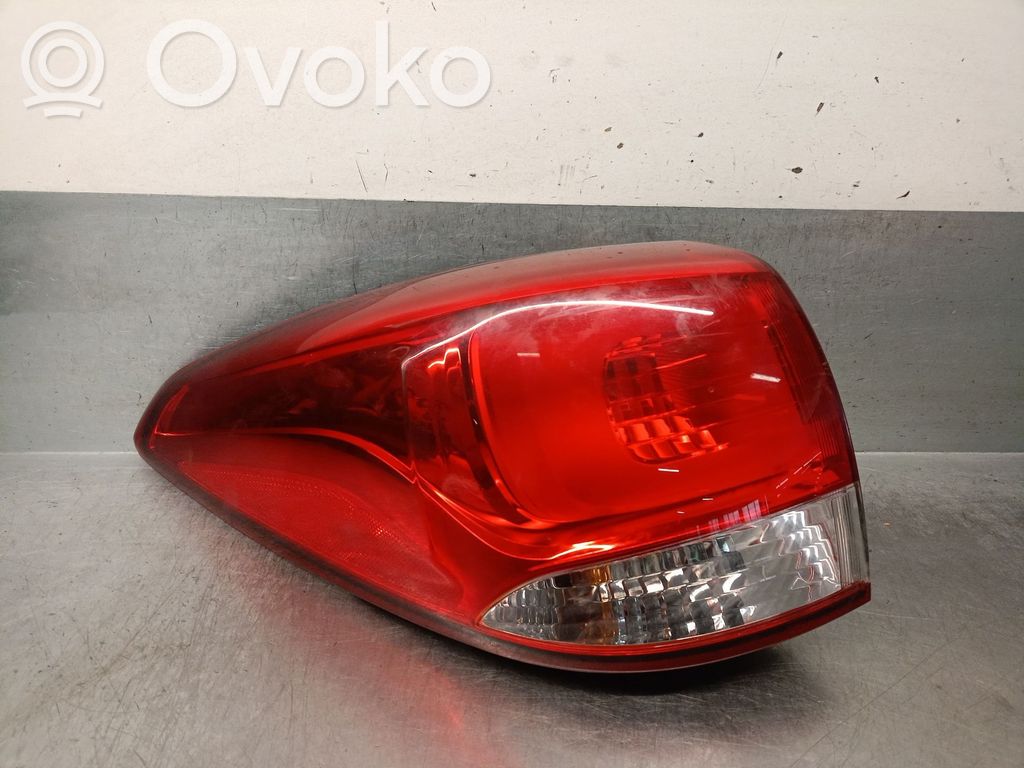 KIA Carens III Rückleuchte Heckleuchte 