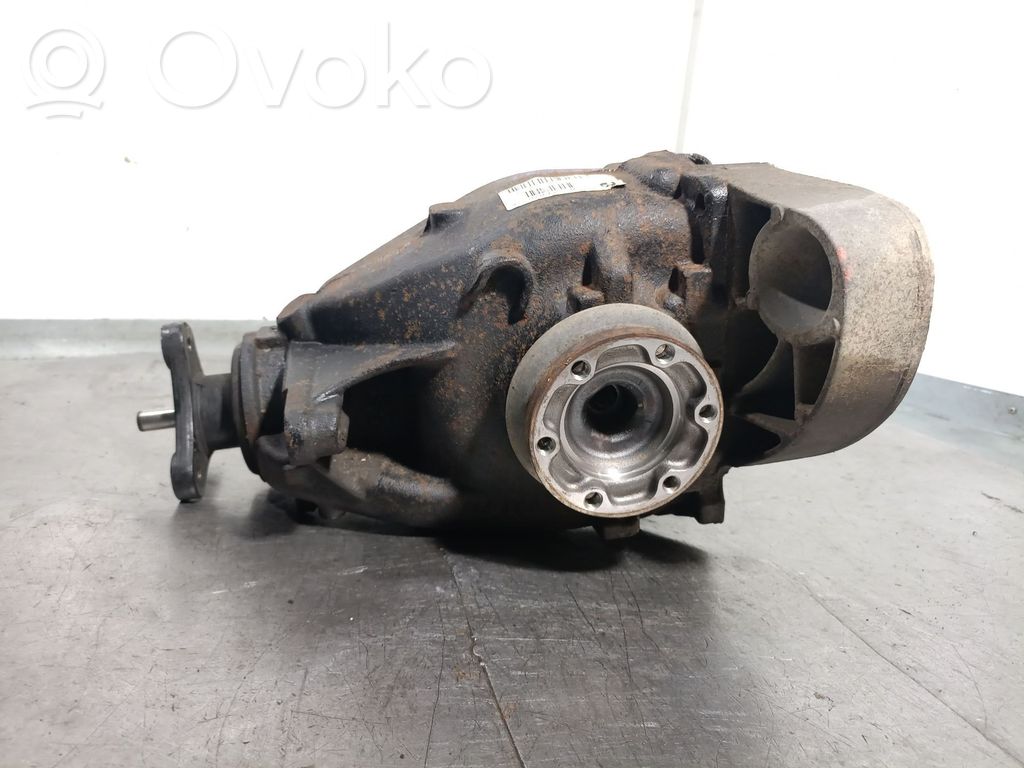BMW 3 E90 E91 Aizmugurējais reduktors 