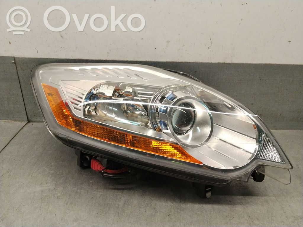 Ford Kuga I Etu-/Ajovalo 