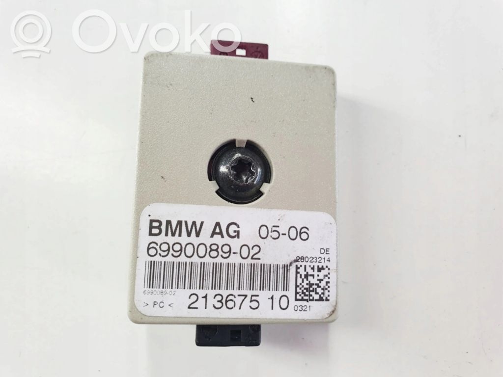 BMW X3 E83 Pystyantennivahvistin 