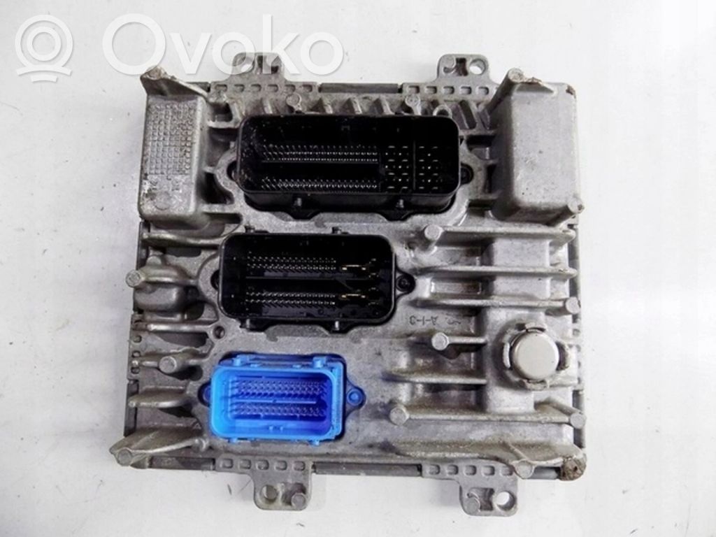 Opel Corsa E Engine control unit/module 