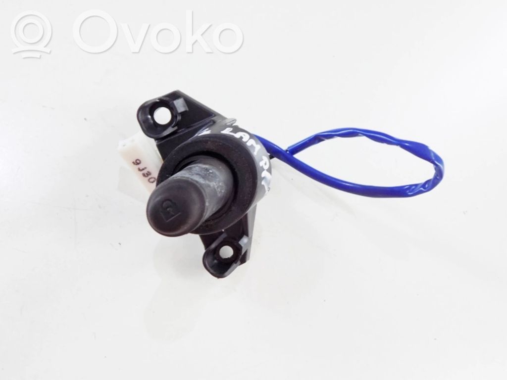 Tailgate/trunk/boot lock/catch/latch