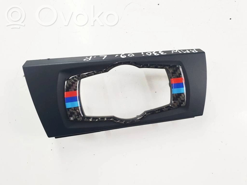 Dashboard side end trim