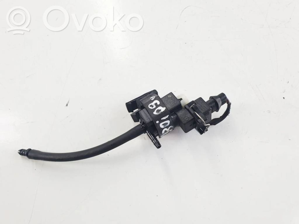 BMW 3 E92 E93 Turbo solenoid valve 