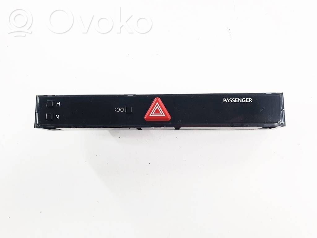 Toyota GT 86 Hazard light switch 