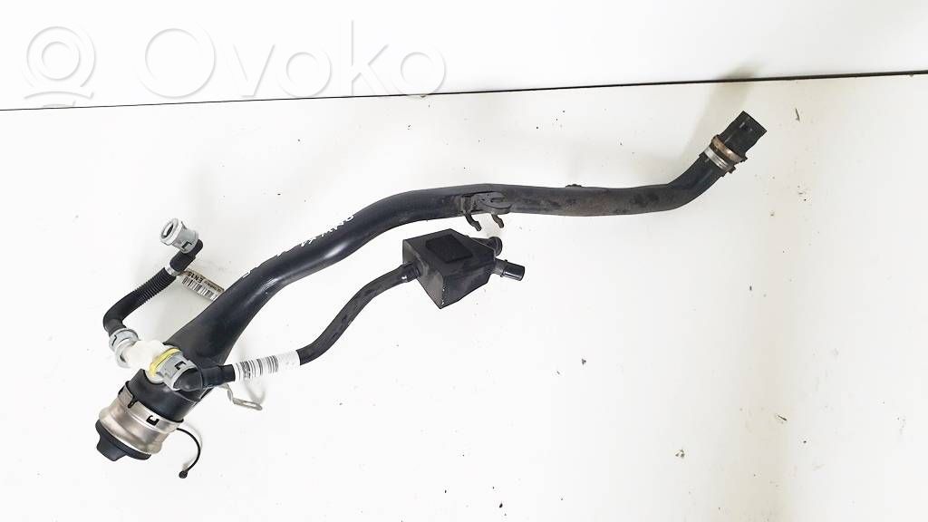 BMW X1 F48 F49 Tubo e bocchettone per riempimento serbatoio del carburante 