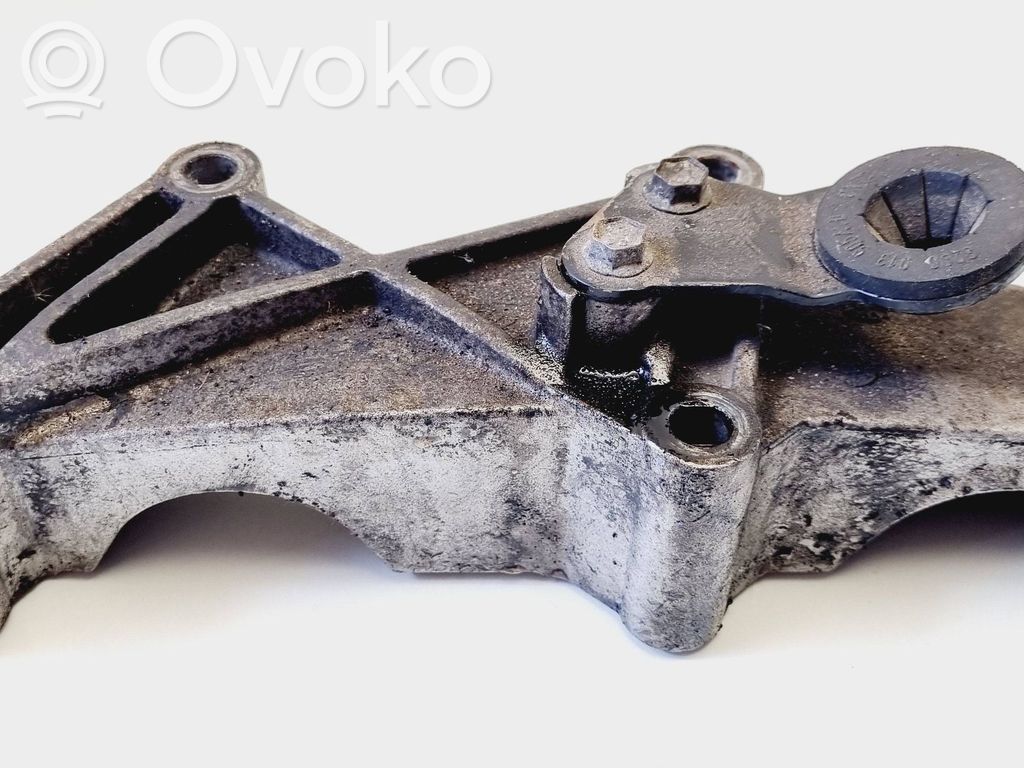 Renault Master II Engine mounting bracket 
