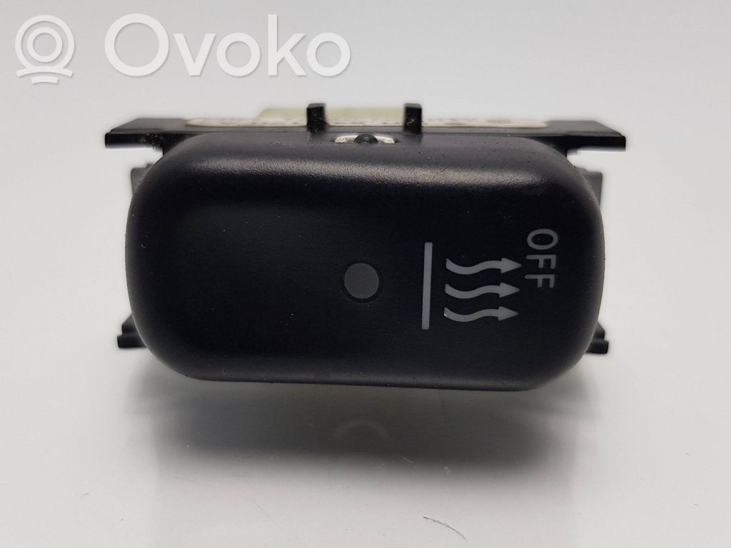 Mercedes-Benz E W210 Windscreen/window heater switch 