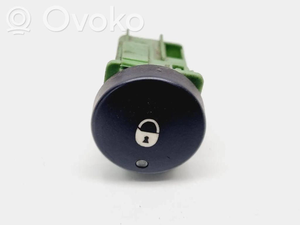 Peugeot Partner Central locking switch button 