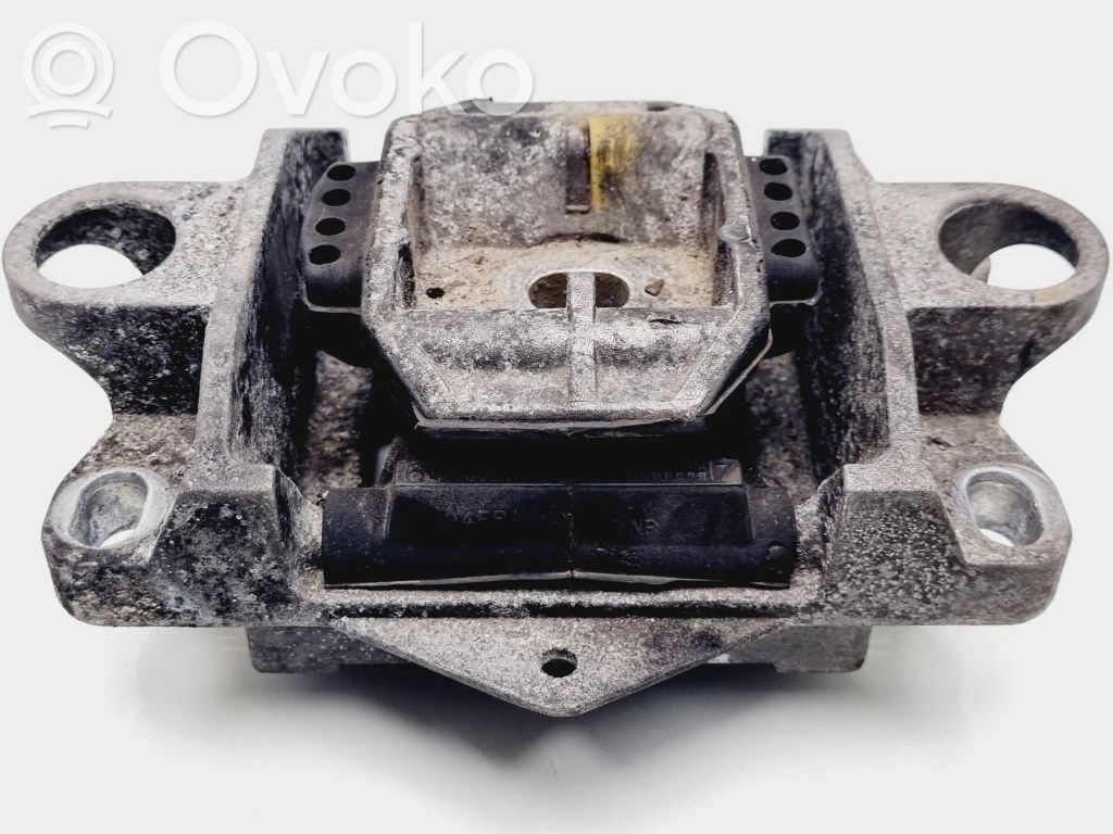 Jaguar X-Type Gearbox mount 