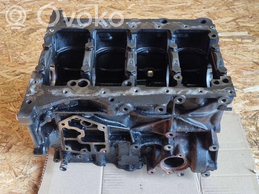 Volkswagen Caddy Blokas 