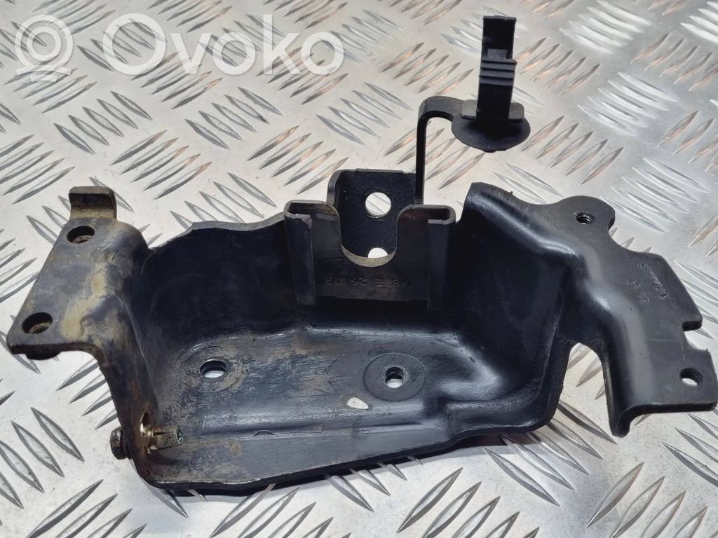 Citroen Jumpy Fuel filter bracket/mount holder 