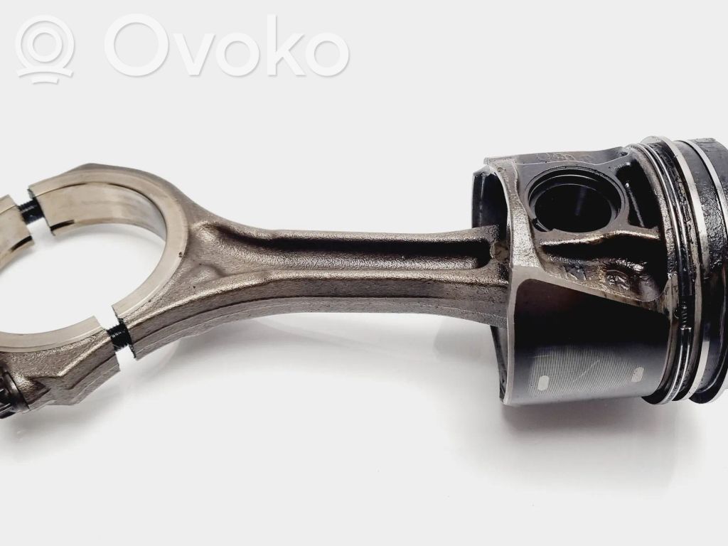 Audi A6 S6 C5 4B Piston with connecting rod 